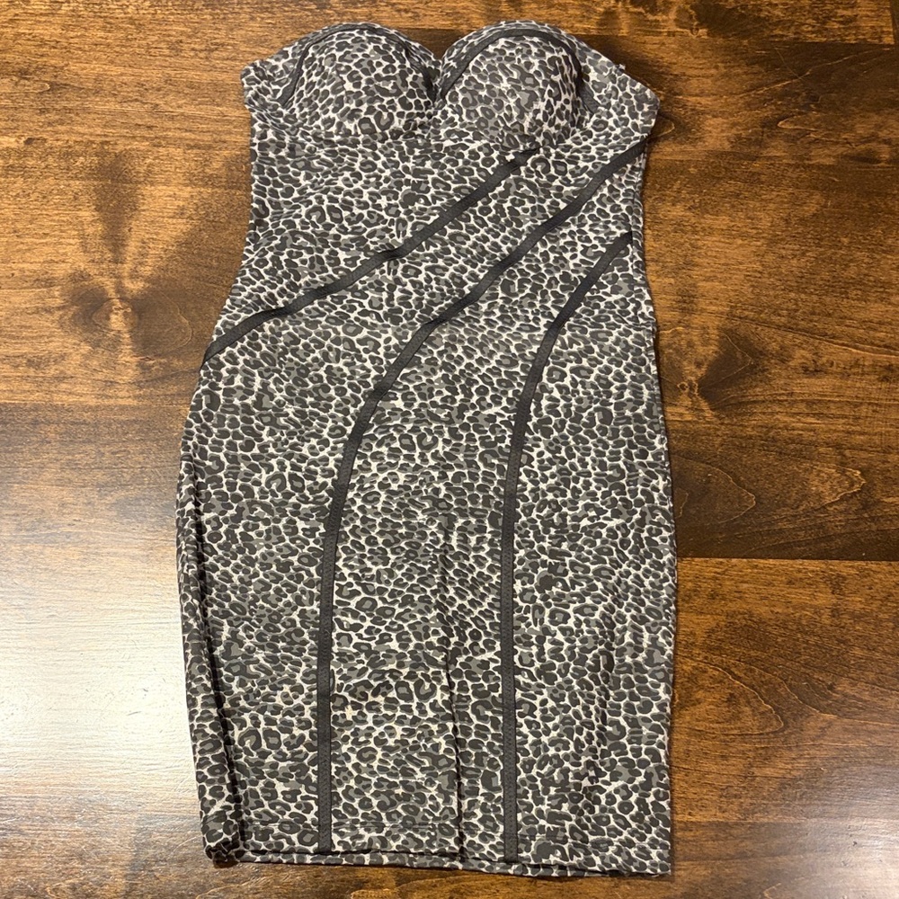 VTG BEBE LEOPARD PRINT MINI